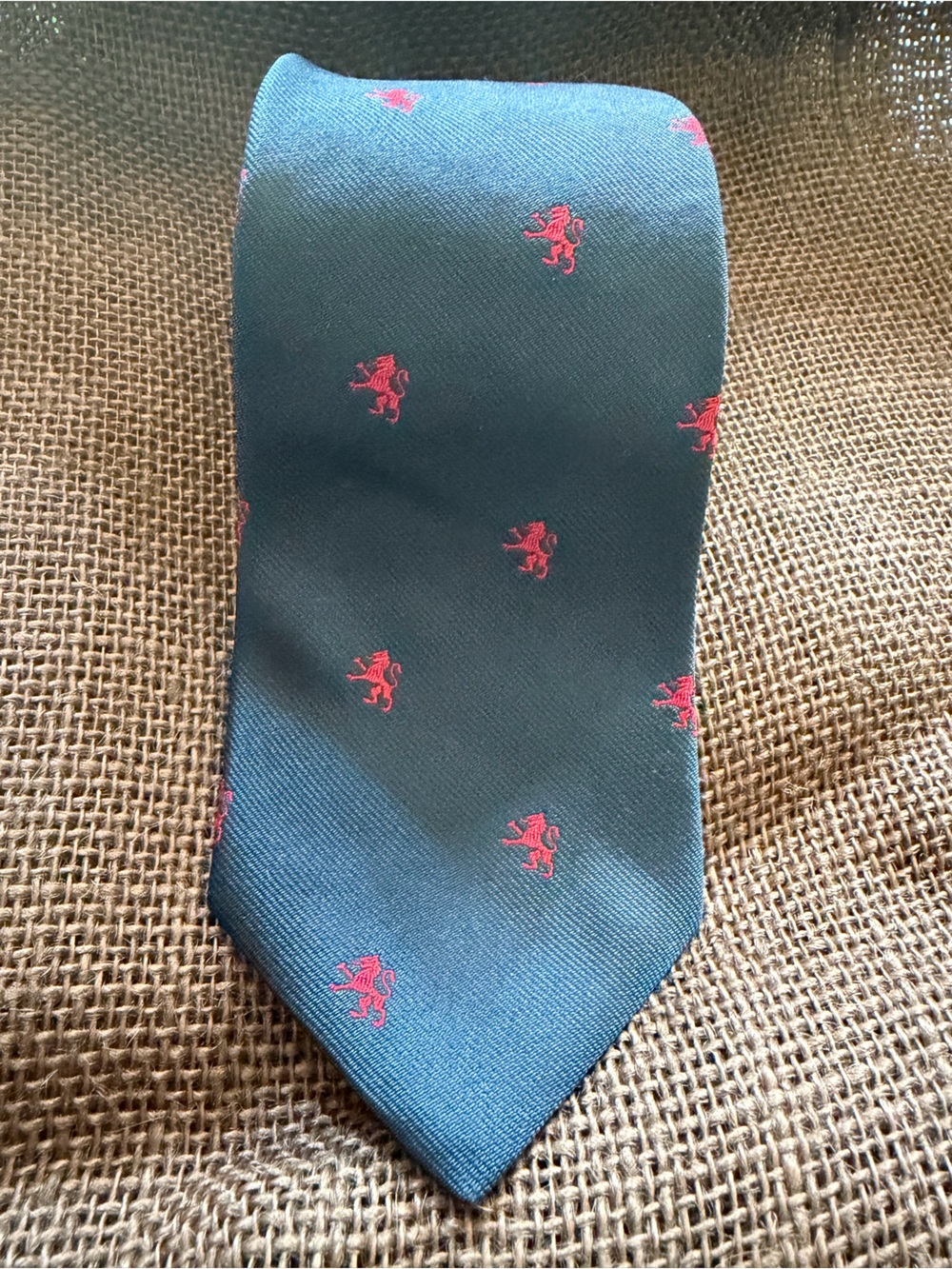 Classic Ben Silver Navy Tie with Red Lion Motif - Men's Accessory